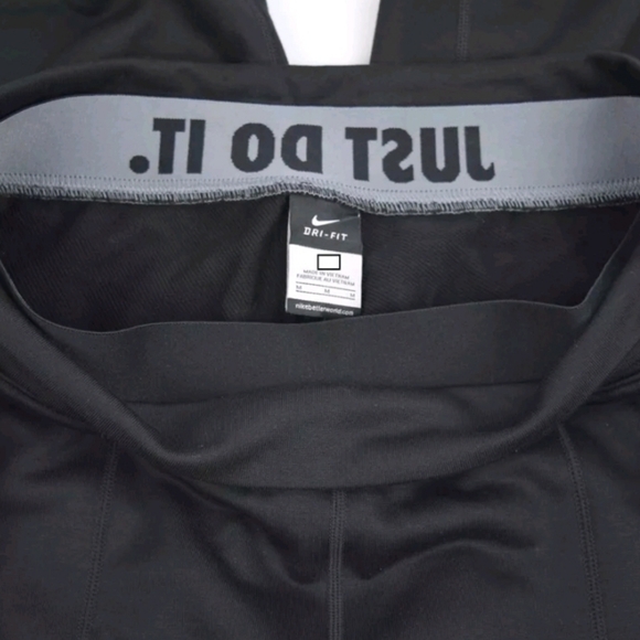 NWT Womens Nike Dri Fit Just Do It Capris 799099 032 black training pants logo M - Picture 4 of 6